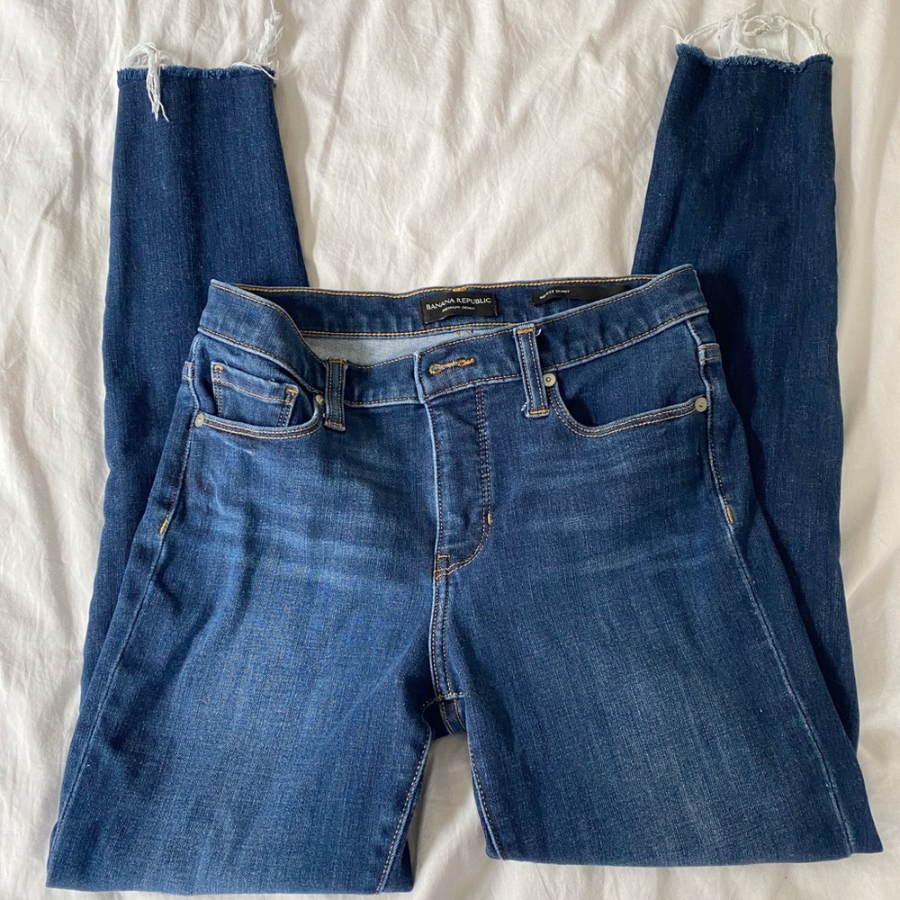 EUC Banana Republic Premium Skinny Jeans, Frayed Ends